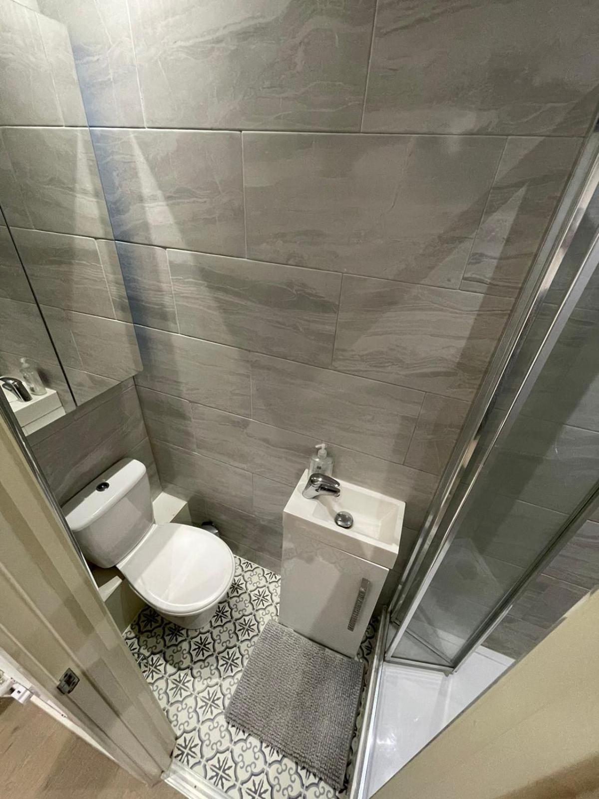 Cozy En-Suite Near Stratford Londra Dış mekan fotoğraf