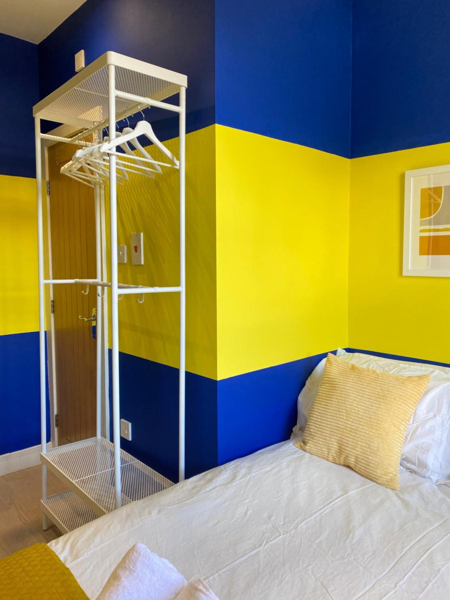 Cozy En-Suite Near Stratford Londra Dış mekan fotoğraf