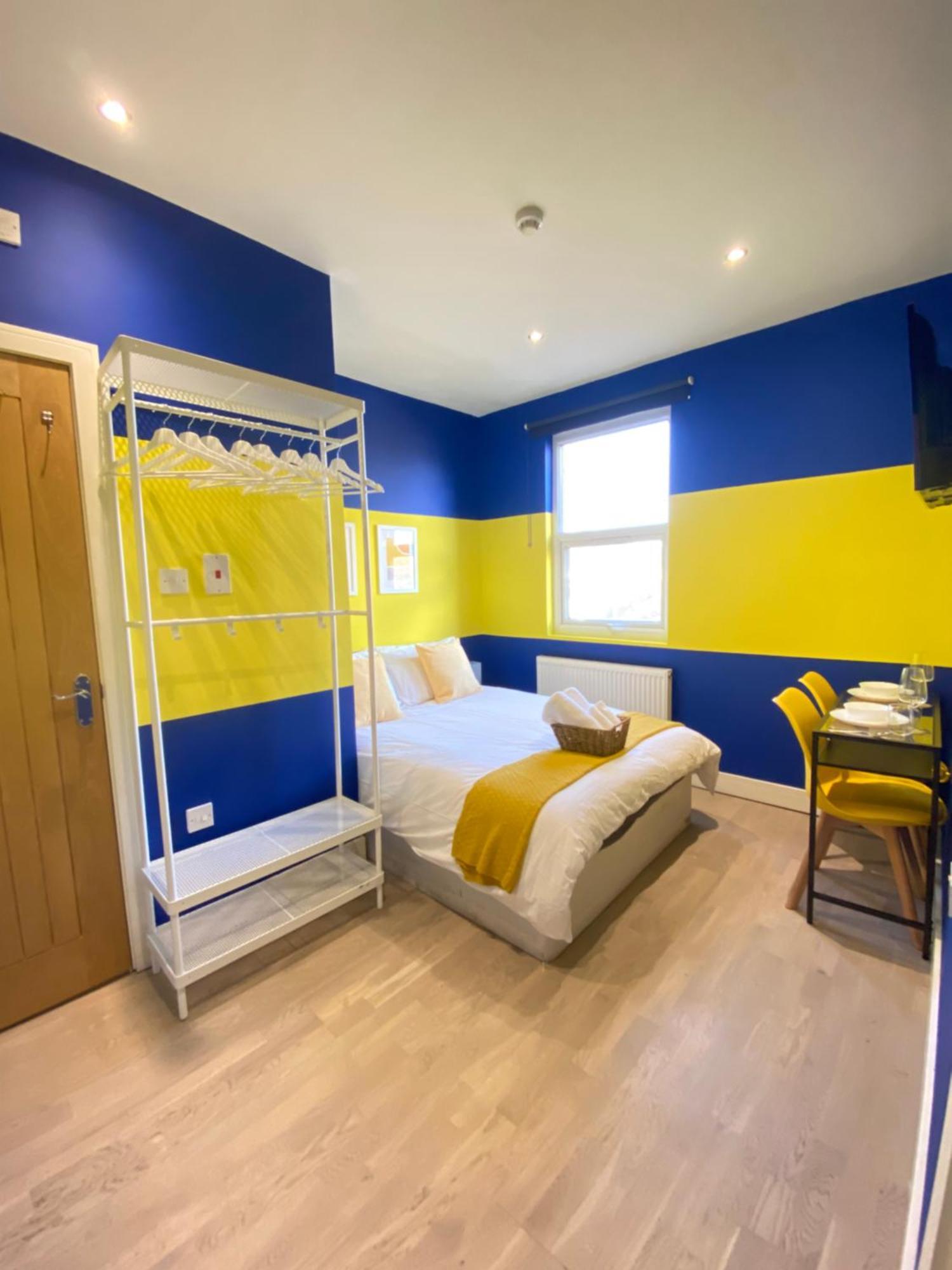 Cozy En-Suite Near Stratford Londra Dış mekan fotoğraf
