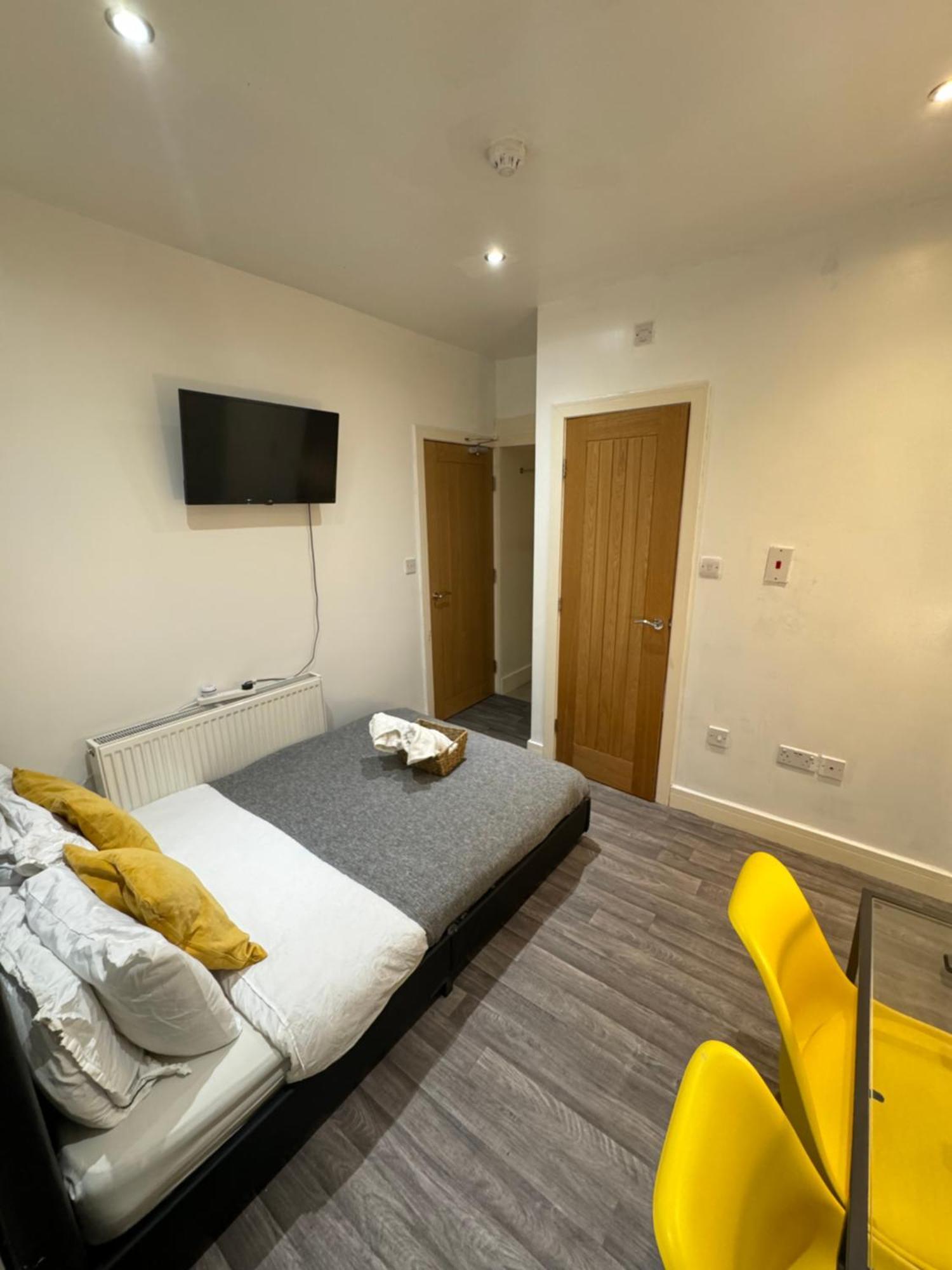 Cozy En-Suite Near Stratford Londra Dış mekan fotoğraf